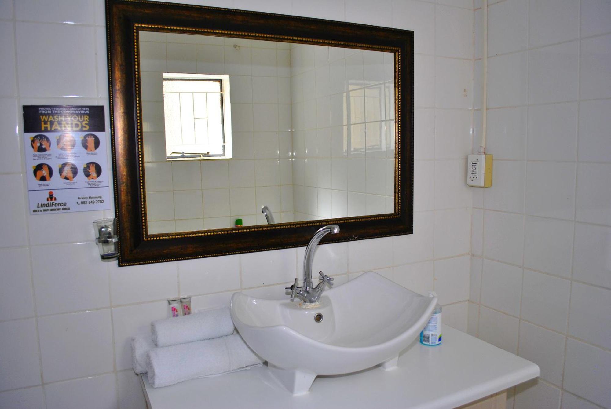 Lapologa Bed & Breakfast تزانين المظهر الخارجي الصورة