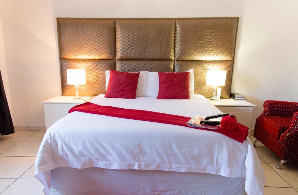 Lapologa Bed & Breakfast تزانين الغرفة الصورة